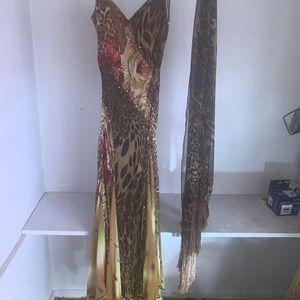 Woman designer sun dress by Sue Wong size 4 animal print